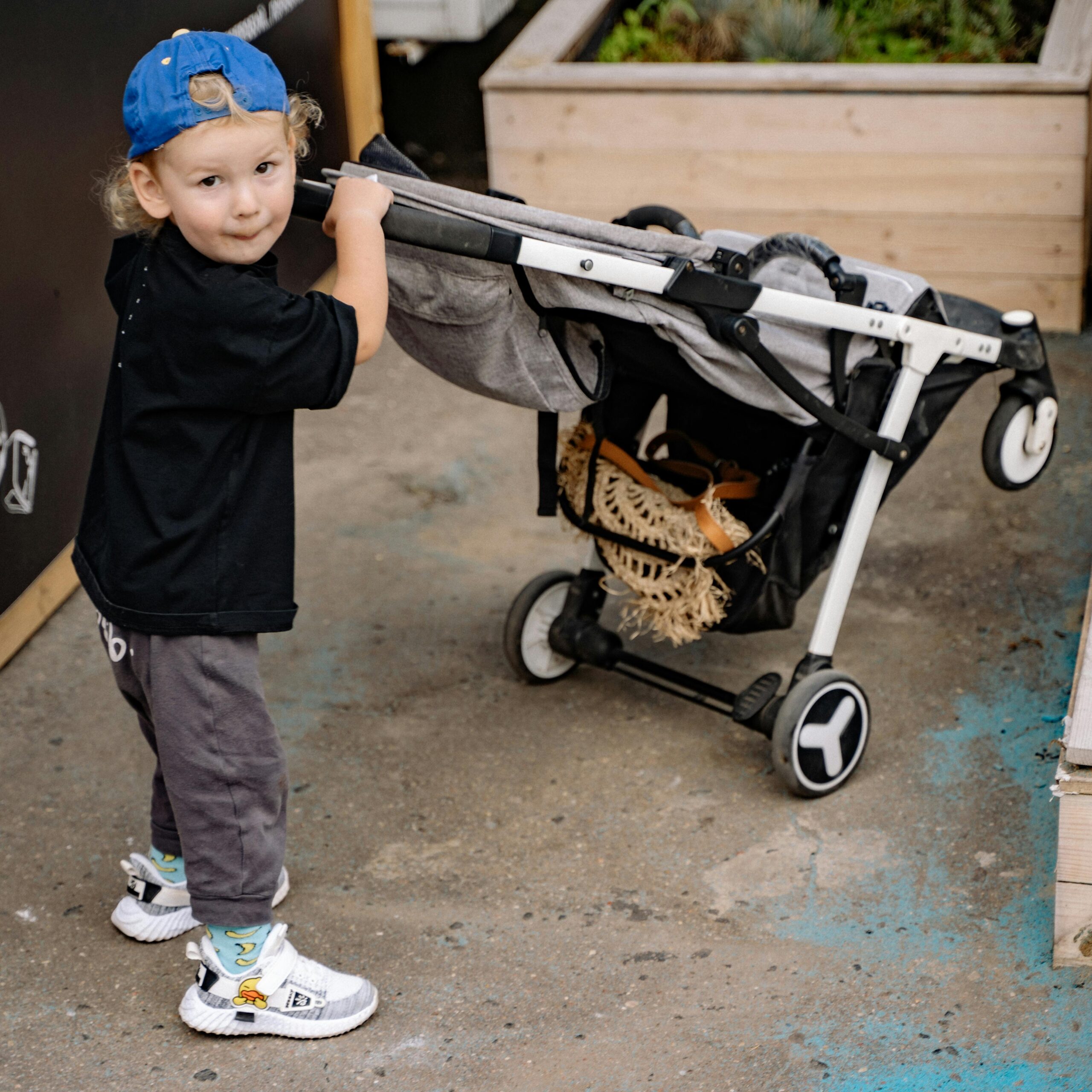 pexels-yankrukov-5224344