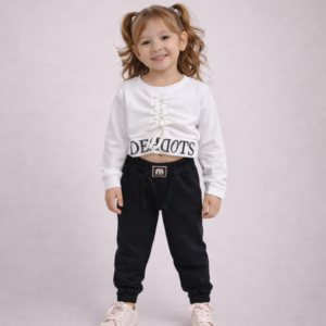 TUTA PER BAMBINA CON FELPA CORTA E PANTALONI ELASTICI