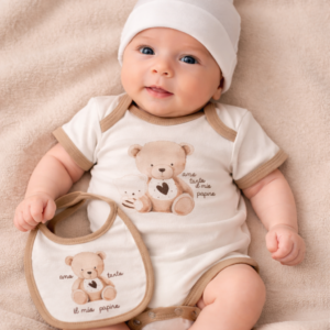SET NEONATO 100% COTONE “AMO TANTO IL MIO PAPINO” – BODY + BAVETTA CON ORSETTO