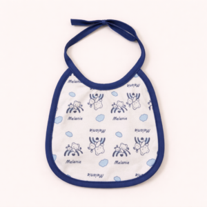 BAVETTA AZZURRO IN COTONE CON LACCETTI – 16x15 CM