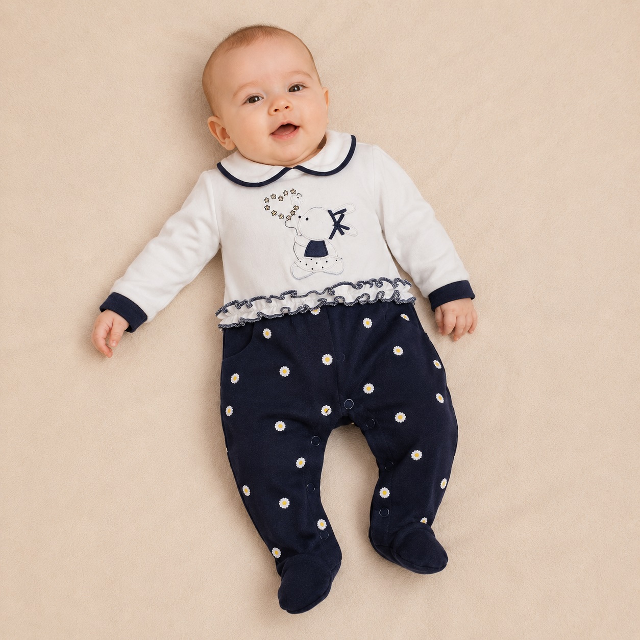 TUTINA NEONATA BLU E BIANCA CON MARGHERITE IN 100% COTONE